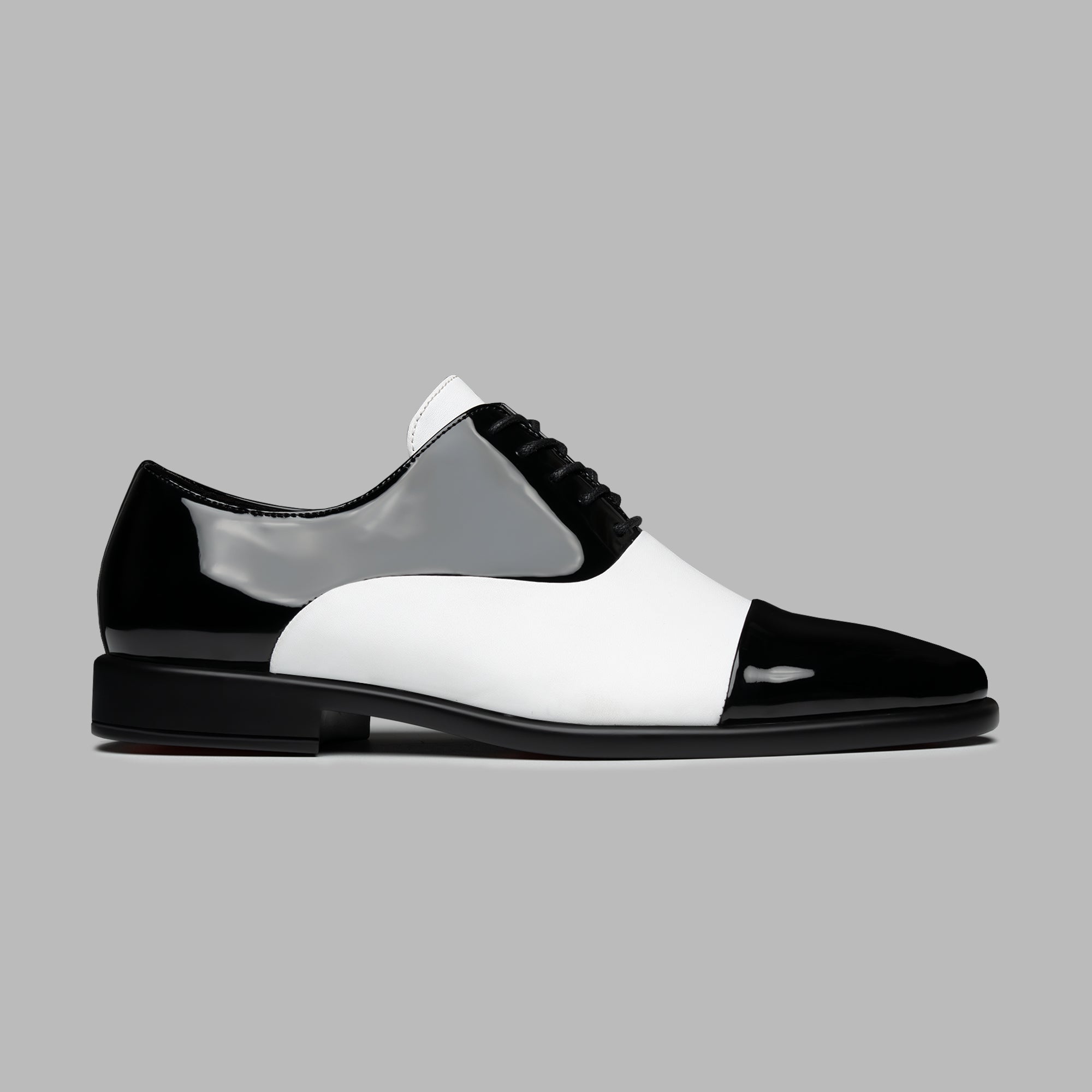 Black/White