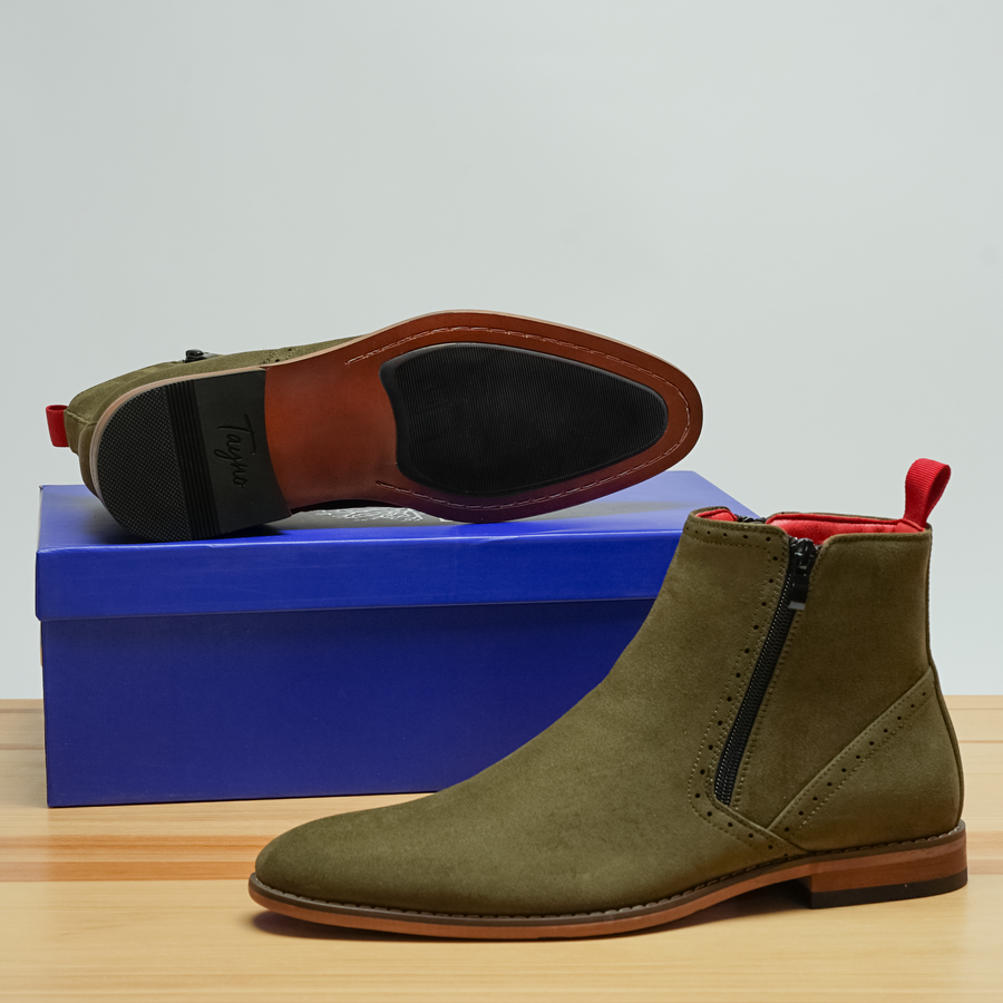 Coupe Olive Suede Chelsea Boot